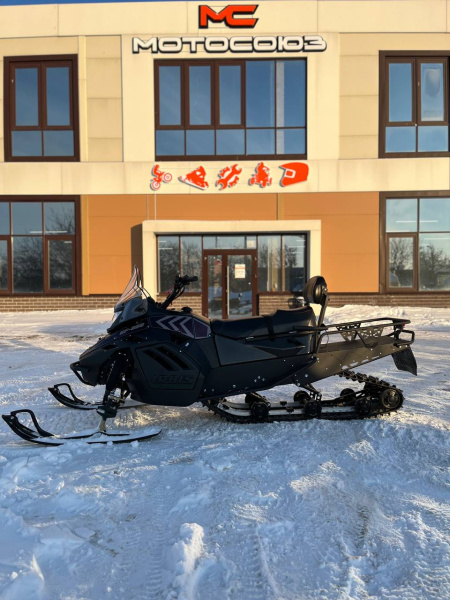 photo_5375517077415857073_y